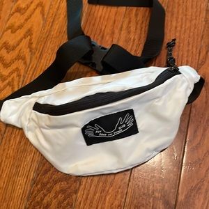 Fanny pack